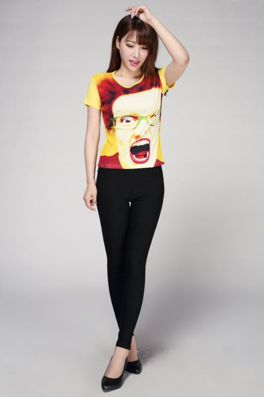 "Bold Expression Graphic T-Shirt – Vibrant Face Print"